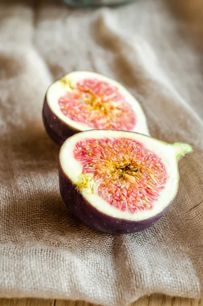 Ripe figs — Stock Photo, Image
