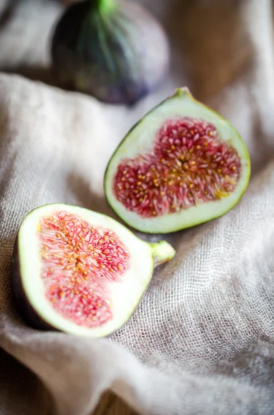 Ripe figs — Stock Photo, Image