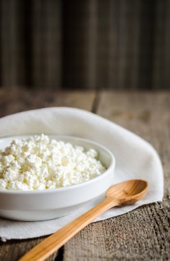 Süzme peynir.
