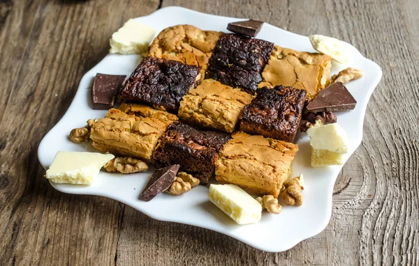 Brownies and blondies — Stock Photo, Image