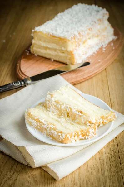 Bolo de comida de anjo branco — Fotografia de Stock