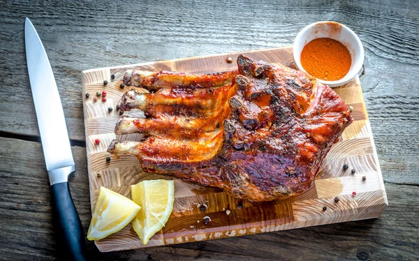 Gegrillte Schweinerippchen — Stockfoto