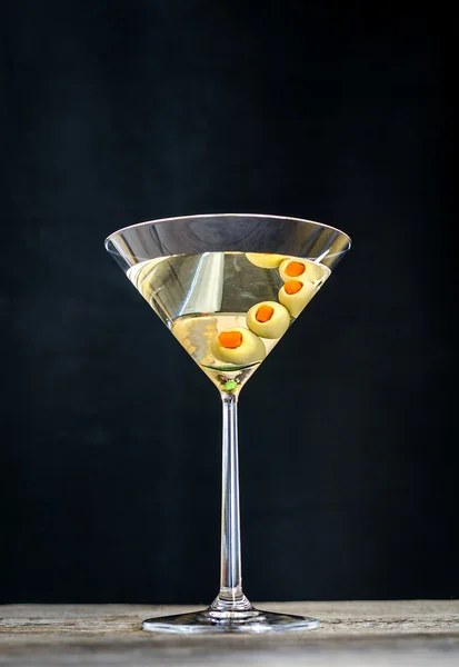 Olive martini cocktail — Stock Photo, Image