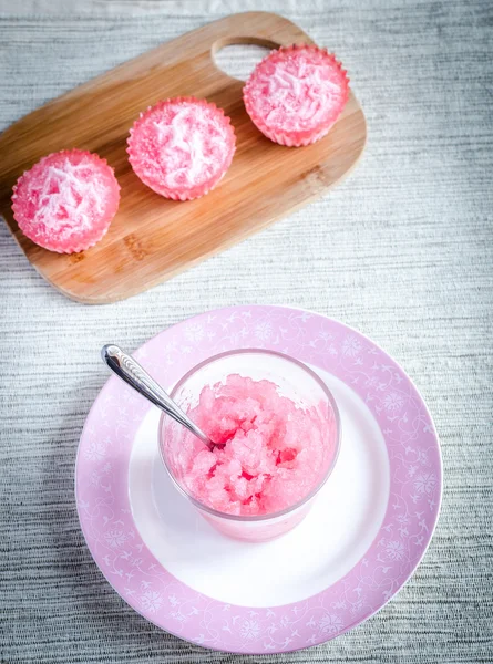 草莓冰霜 — 图库照片