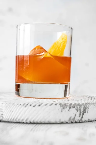 Glass California Surfer Cocktail Garnished Lemon Zest — Stock Photo, Image