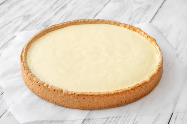 Παραδοσιακό Cheesecake Στο Ξύλινο Τραπέζι Closeup — Φωτογραφία Αρχείου