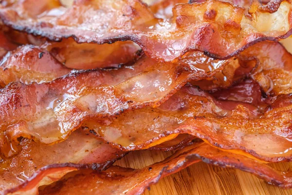 Stekt Krispig Bacon Strips Nära Håll — Stockfoto