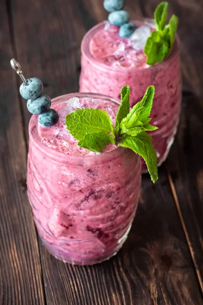 Two Blueberry Colada Cocktails Garnished Mint —  Fotos de Stock