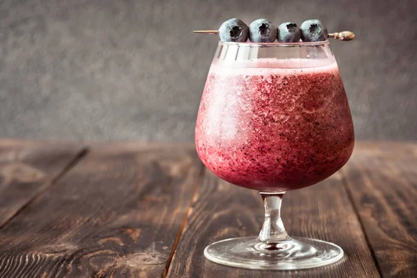 Glass Blueberry Daiquiri Cocktail Garnished Berries — Zdjęcie stockowe