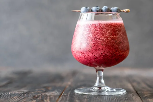 Glass Blueberry Daiquiri Cocktail Garnished Berries — Fotografia de Stock