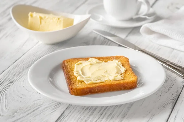 Sött Smörbröd Den Vita Tallriken — Stockfoto