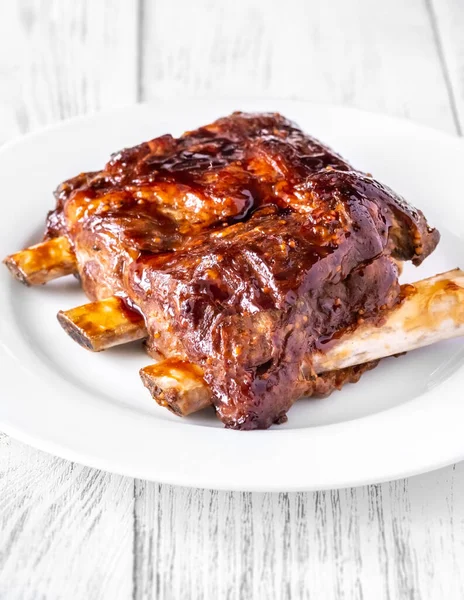 Barbecue Pork Spare Ribs White Plate — Stock Photo, Image