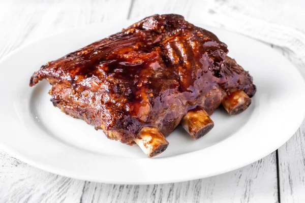 Barbecue Pork Spare Ribs White Plate — Stock Photo, Image