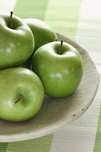 Groene appels — Stockfoto