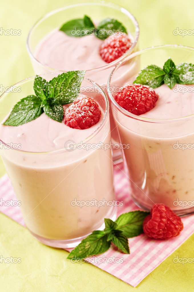 Yoghurt quark razberry dessert Stock Photo by ©Silberkorn 25502273