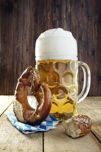 Beer and Pretzel, Oktoberfest — Stock Photo, Image