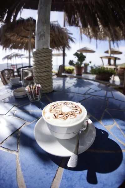 Gıda: cappuccino sahilde — Stok fotoğraf