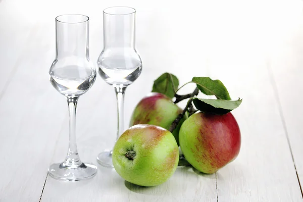 Acquavite di frutta, Brandy di mele, Grappa — Foto Stock