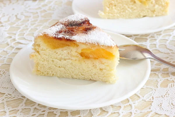 Air cake with oranges and sugar — Stock Photo, Image