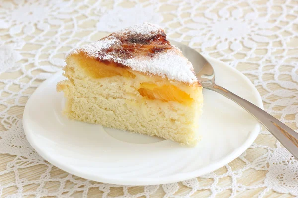 Air cake with oranges and sugar — Stock Photo, Image