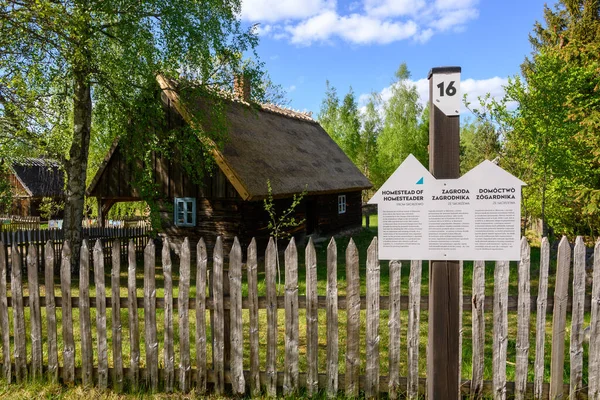 Wdzydze Kiszewskie Polônia Maio 2022 Thatched Homestead Kashubian Ethnographic Park — Fotografia de Stock