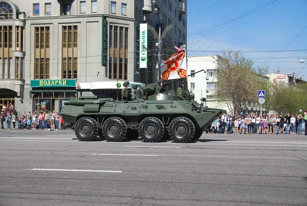 Oslava den vítězství ve Velké vlastenecké válce v Moskvě. průvod. — Stock fotografie