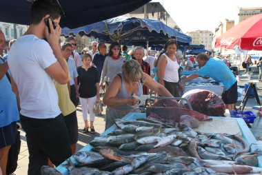 eski port marseille Seafood market