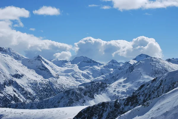 Mountain View from the bottom and from the mountain Todorka on Bansko ski resort in Bulgaria — Stock Photo, Image