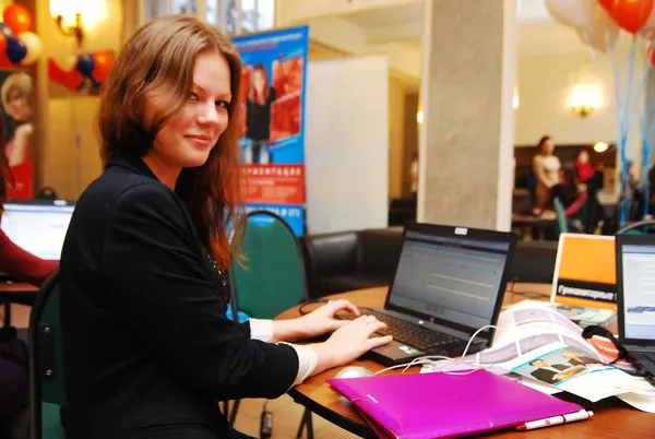 Een jobdag voor afgestudeerden mpei — Stockfoto