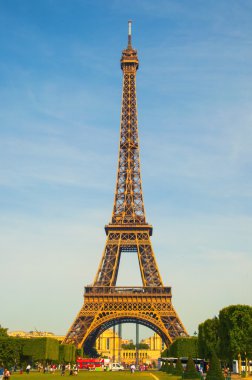 Paris 'teki Eyfel Kulesi