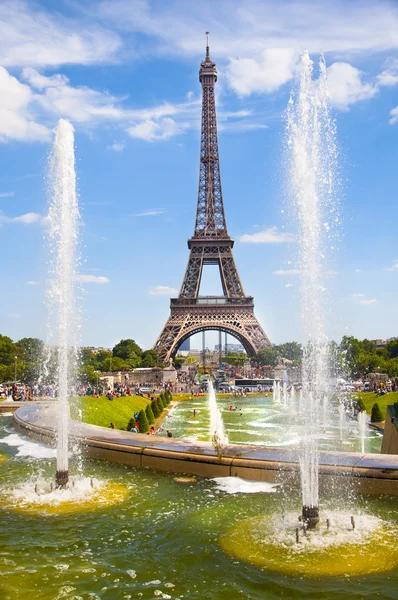 巴黎埃菲尔铁塔 — 图库照片
