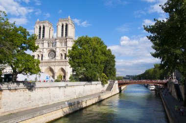 notre Dame de paris Katedrali