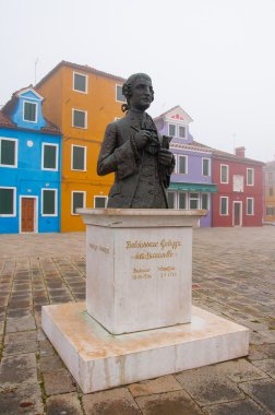 sis burano Baldassarre galuppi heykeli
