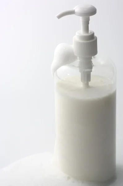 Lathery liquid soap dispenser — Zdjęcie stockowe
