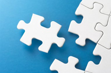 jigsaw puzzle parçaları birleştirme.