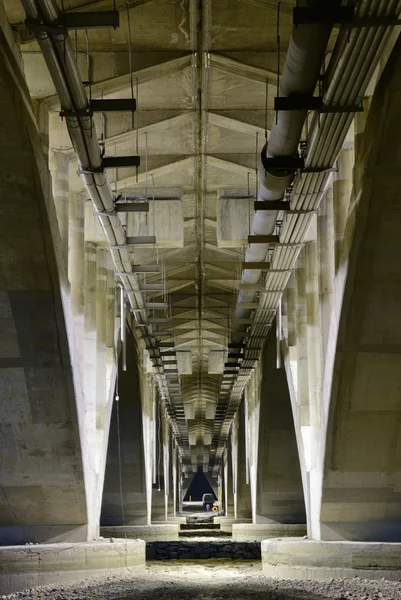 A bottom of a bridge — Stock Photo, Image