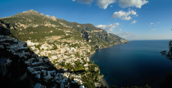 Positano i Amalfikusten, Italien — Stockfoto