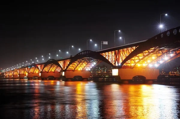 Korea han rzeka, seongsan most. — Zdjęcie stockowe
