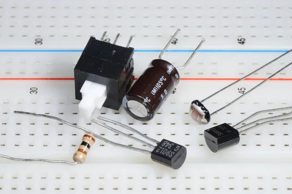 Electronic component on Breadboard — Stock Photo, Image