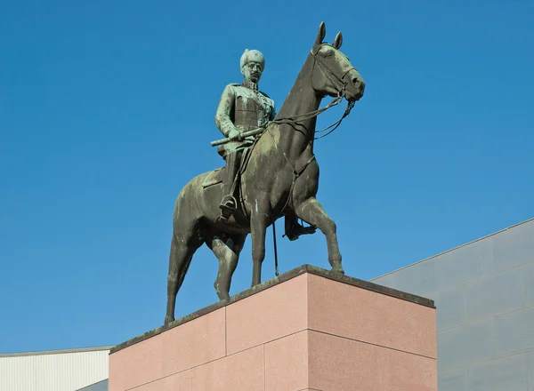 The statue of Mannerheim in Helsinki, Finland — Stock Photo, Image