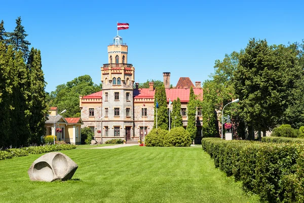 Sigulda міськраді в 19-го століття замок, Латвія — стокове фото