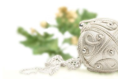 Gümüş Noel kompozisyon