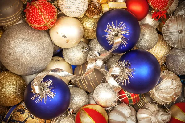 Mix van kleurrijke kerstballen Stockfoto