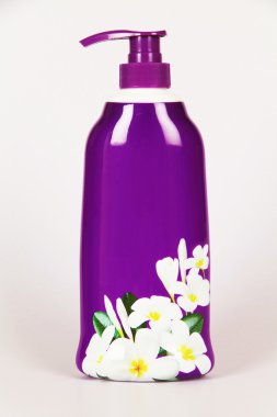 kozmetik şişe izole beyaz