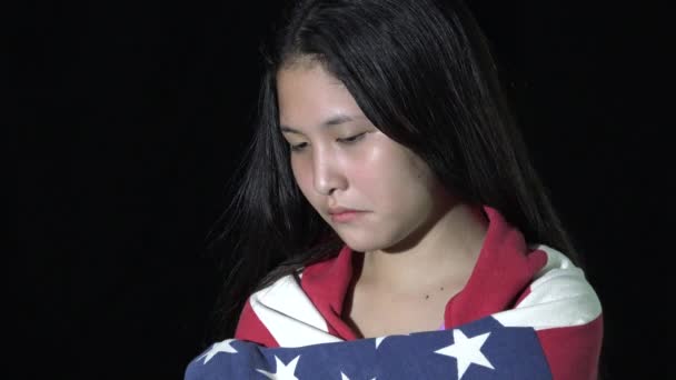 Sad American Teen Child Civilian Usa Flag — Stock video