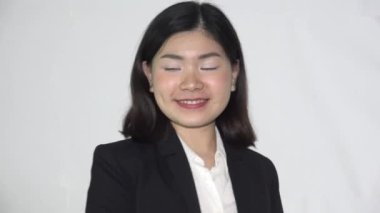 Gülümseyen Asyalı Mutlu Kadın