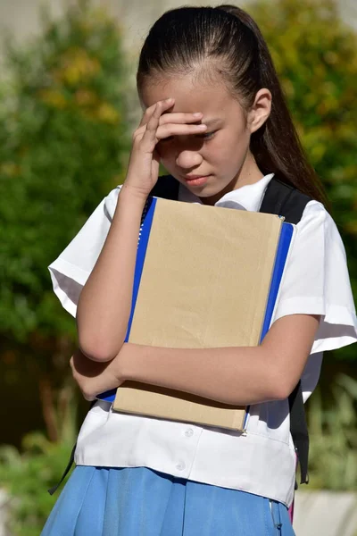 Uma Menina Escola Jovem Depressão — Fotografia de Stock