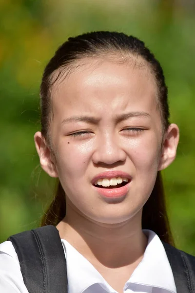 Beautiful Minority Female Student Eyes Closed — Stock Photo, Image