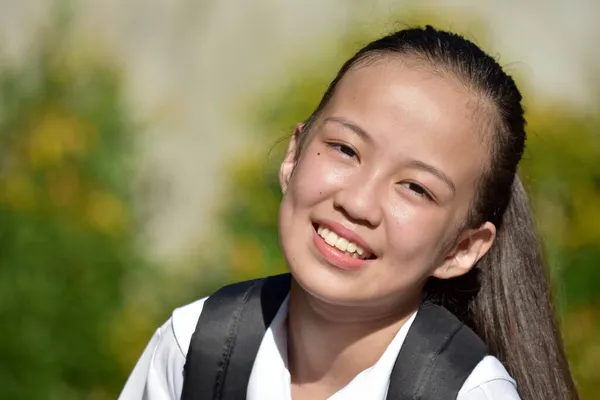 Smiling Youthful Азіатська Студент Підліток — стокове фото