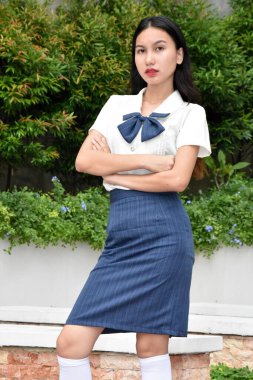 İnatçı bir Asyalı Liseli Kız